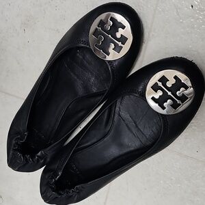 TORY BURCH Classic Black Ballet Flats With Silver Logo Sz 11